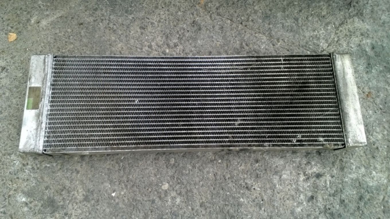 VOLVO L330E RADIATORE OLIO IDRAULICO - Aušinimo sistema - Statybinė technika: foto 1 VOLVO L330E RADIATORE OLIO IDRAULICO - Aušinimo sistema - Statybinė technika: foto 1