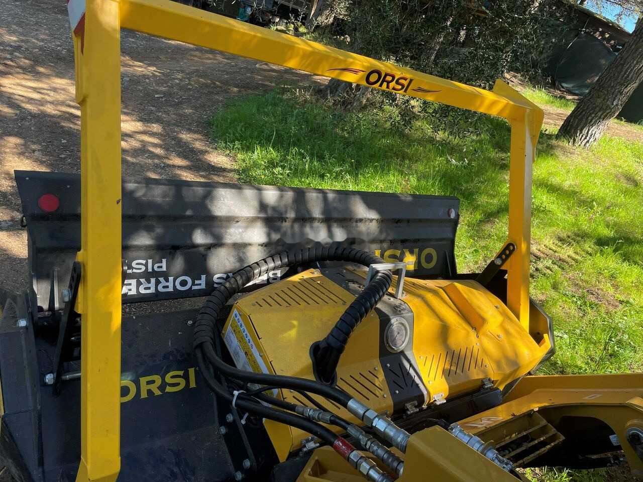 Orsi BEARS FORREST 255 - Žolės smulkintuvas/ Mulčeris: foto 4 Orsi BEARS FORREST 255 - Žolės smulkintuvas/ Mulčeris: foto 4