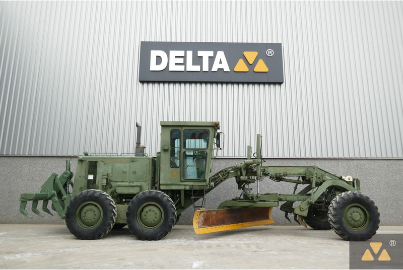 Caterpillar 130G Ex-army - Greideris: foto 2 Caterpillar 130G Ex-army - Greideris: foto 2