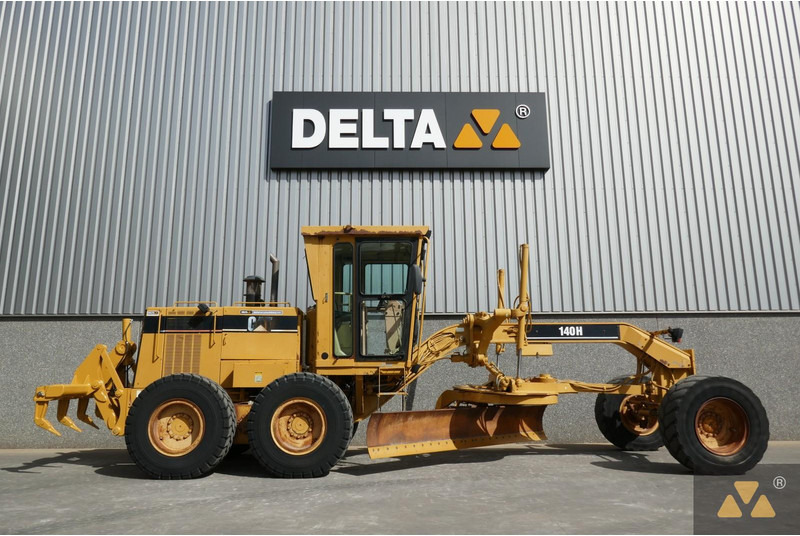 Caterpillar 140H - Greideris: foto 2 Caterpillar 140H - Greideris: foto 2