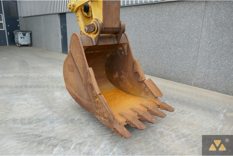 Vikšrinis ekskavatorius Caterpillar 336FL: foto 6