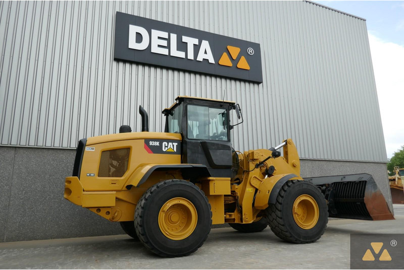 Ratinis krautuvas Caterpillar 938K: foto 5