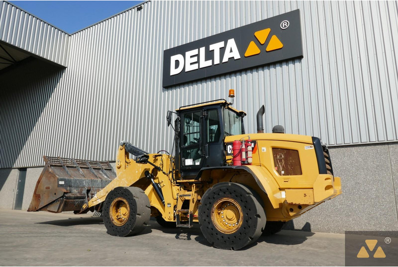 Caterpillar 938M - Ratinis krautuvas: foto 4 Caterpillar 938M - Ratinis krautuvas: foto 4