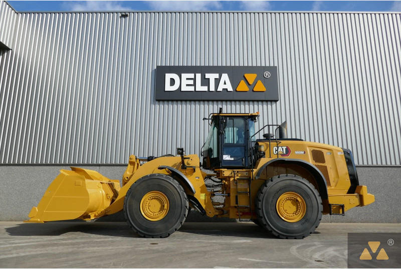 Caterpillar 980M - Ratinis krautuvas: foto 1 Caterpillar 980M - Ratinis krautuvas: foto 1