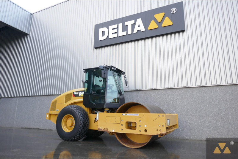 Caterpillar CS64B - Volas: foto 3 Caterpillar CS64B - Volas: foto 3