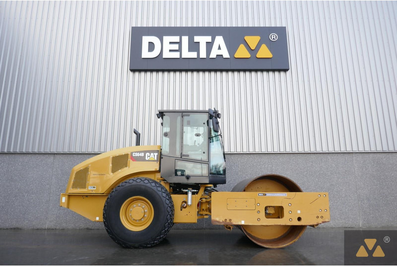 Caterpillar CS64B - Volas: foto 2 Caterpillar CS64B - Volas: foto 2