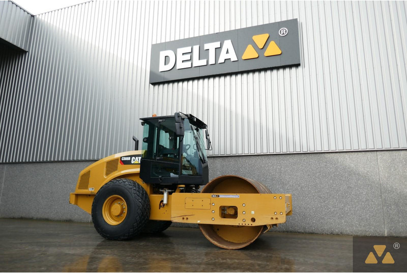 Caterpillar CS66B - Volas: foto 3 Caterpillar CS66B - Volas: foto 3