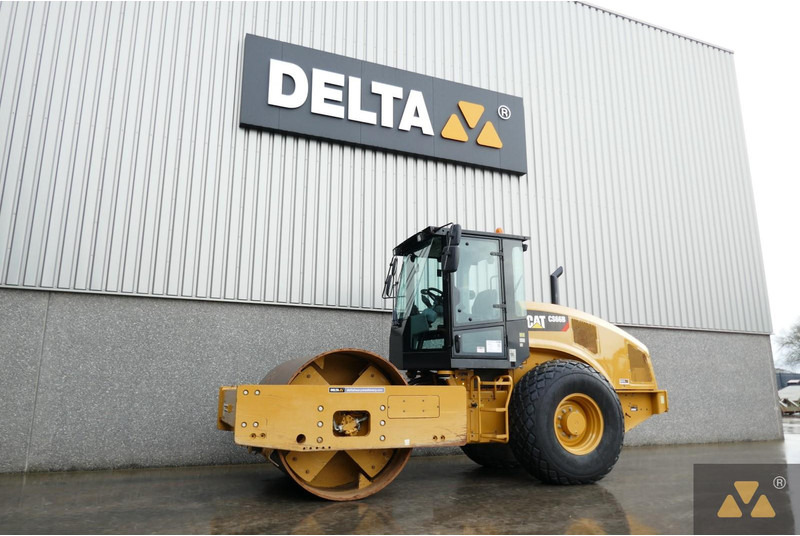 Caterpillar CS66B - Volas: foto 4 Caterpillar CS66B - Volas: foto 4