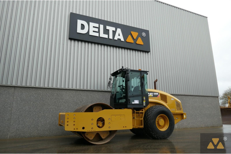 Caterpillar CS68B - Volas: foto 4 Caterpillar CS68B - Volas: foto 4