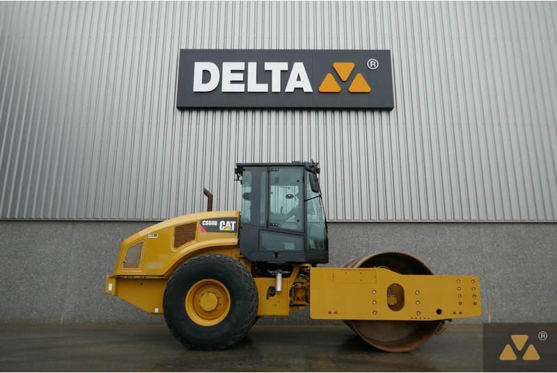Caterpillar CS68B - Volas: foto 2 Caterpillar CS68B - Volas: foto 2