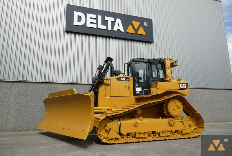 Caterpillar D6T LGP - Buldozeris: foto 4 Caterpillar D6T LGP - Buldozeris: foto 4