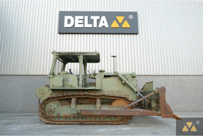 Caterpillar D7F Ex-army - Buldozeris: foto 2 Caterpillar D7F Ex-army - Buldozeris: foto 2