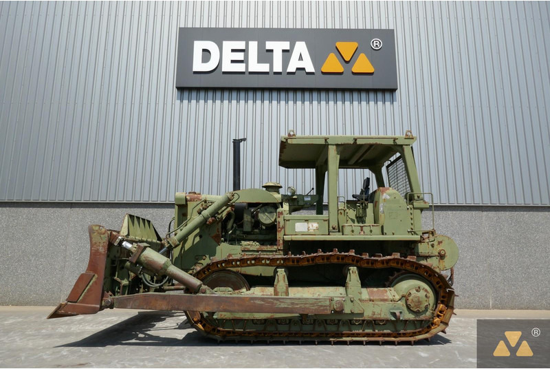 Caterpillar D7F Ex-army - Buldozeris: foto 1 Caterpillar D7F Ex-army - Buldozeris: foto 1
