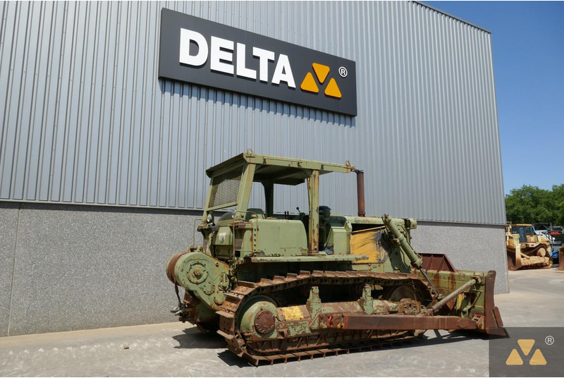 Caterpillar D7F Ex-army - Buldozeris: foto 5 Caterpillar D7F Ex-army - Buldozeris: foto 5