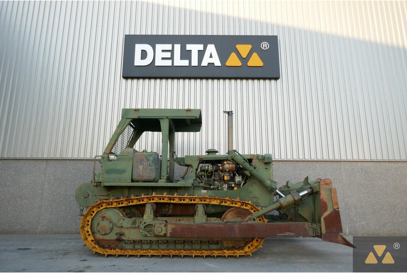 Caterpillar D7G Ex-army - Buldozeris: foto 2 Caterpillar D7G Ex-army - Buldozeris: foto 2