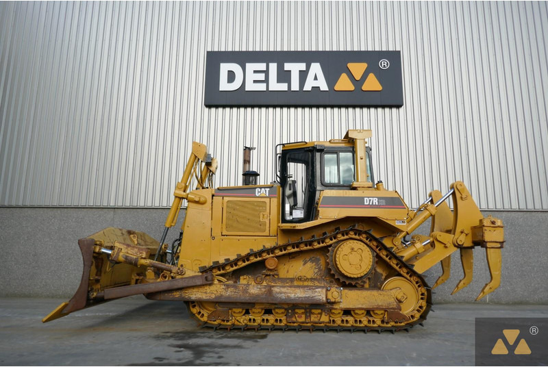 Caterpillar D7R XR Series II - Buldozeris: foto 1 Caterpillar D7R XR Series II - Buldozeris: foto 1