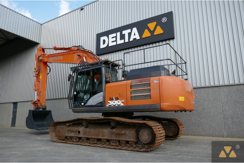 Hitachi ZX300LC-6 - Vikšrinis ekskavatorius: foto 4 Hitachi ZX300LC-6 - Vikšrinis ekskavatorius: foto 4