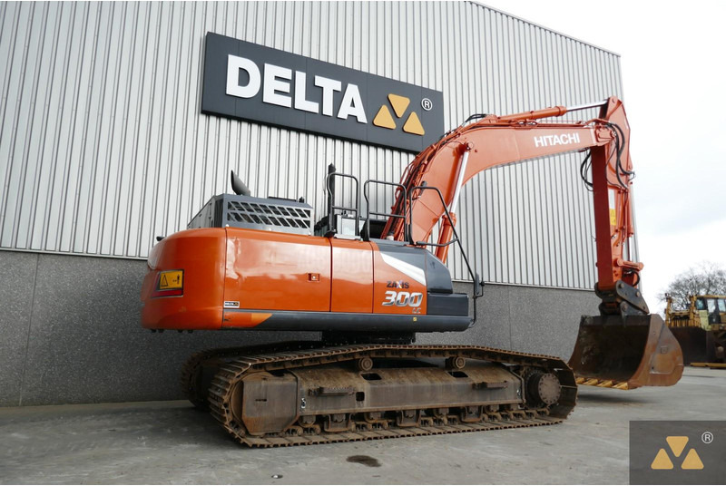 Hitachi ZX300LC-7 - Vikšrinis ekskavatorius: foto 5 Hitachi ZX300LC-7 - Vikšrinis ekskavatorius: foto 5