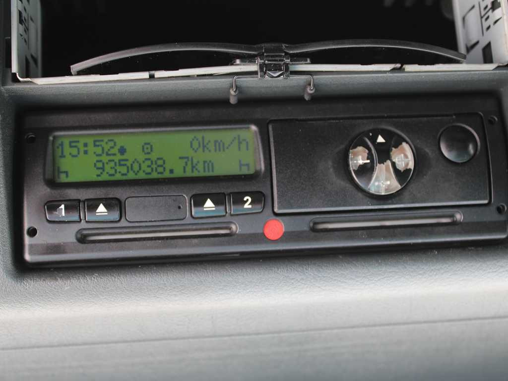 Tentinis sunkvežimis MAN TGL 8.220, EURO 5EEV, INDEPENDENT AIR CONDITIONING + SVAN CHT101 (2014): foto 14 Tentinis sunkvežimis MAN TGL 8.220, EURO 5EEV, INDEPENDENT AIR CONDITIONING + SVAN CHT101 (2014): foto 14