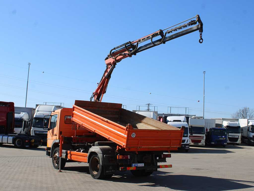 Mercedes-Benz Atego 1523, HYDRAULIC ARM ATLAS 60.1, THREE-SIDED - Savivartis sunkvežimis, Sunkvežimis su kranu: foto 5 Mercedes-Benz Atego 1523, HYDRAULIC ARM ATLAS 60.1, THREE-SIDED - Savivartis sunkvežimis, Sunkvežimis su kranu: foto 5
