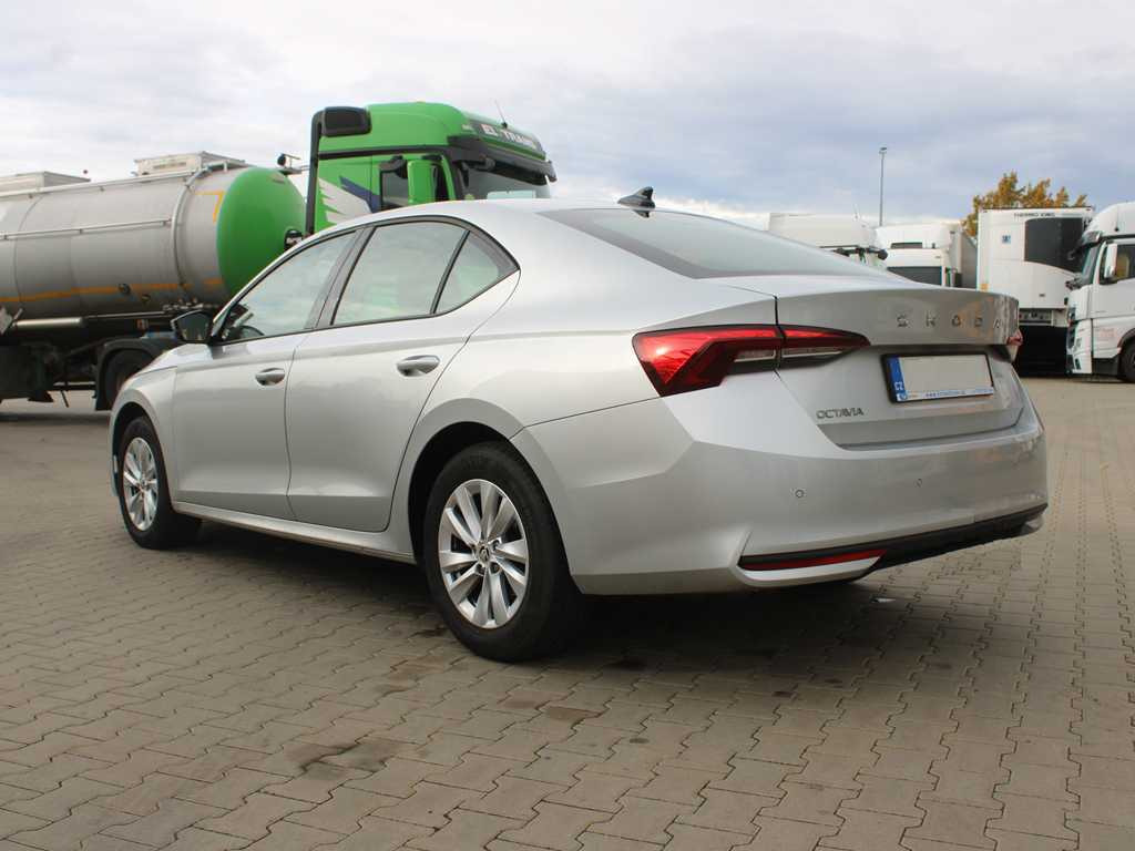 Skoda 2,0TDI 85KW SELECTION - Lengvasis automobilis: foto 5 Skoda 2,0TDI 85KW SELECTION - Lengvasis automobilis: foto 5