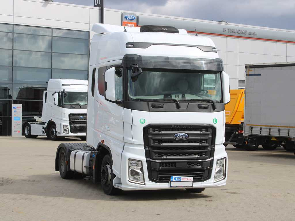 Ford F-MAX LL 12S, EURO 6, LOWDECK, NAVIGATION, INDEPENDENT AIR CONDITIONING - Vilkikas: foto 3 Ford F-MAX LL 12S, EURO 6, LOWDECK, NAVIGATION, INDEPENDENT AIR CONDITIONING - Vilkikas: foto 3