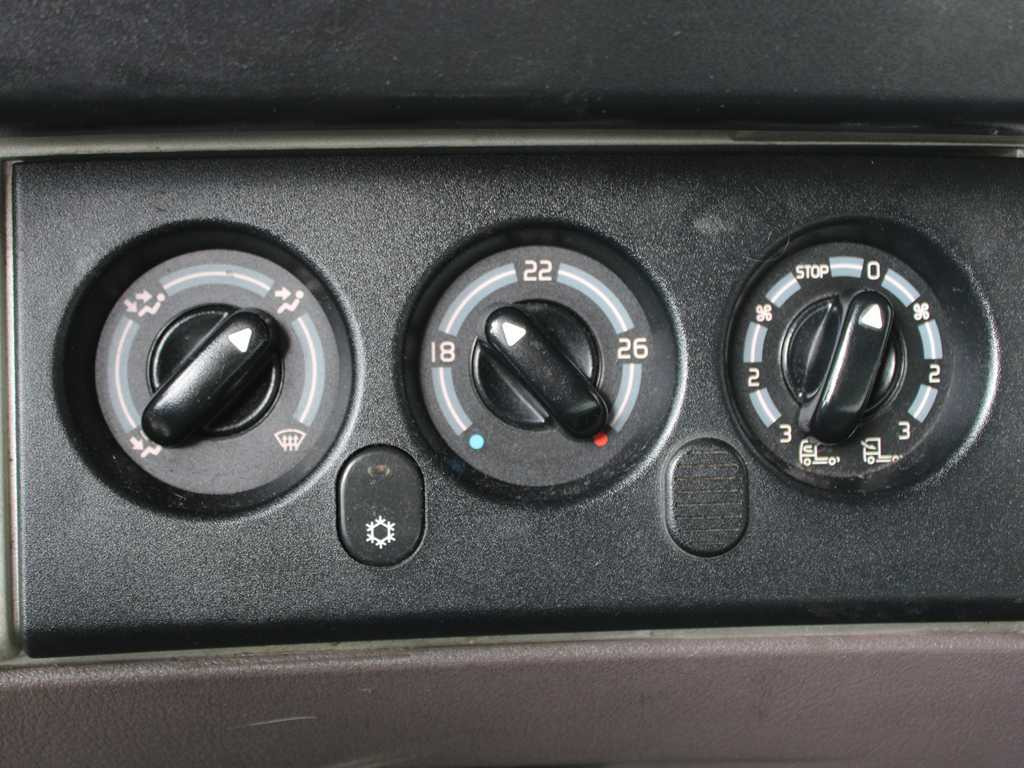 Vilkikas Renault MAGNUM 440.18, EURO 3: foto 9