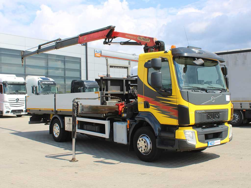 Volvo FL 250, EURO 6, SIDES, CAMERA, HYDRAULIC ARM PALFINGER PK 9002 EH - Platforminis/ Bortinis sunkvežimis, Sunkvežimis su kranu: foto 3 Volvo FL 250, EURO 6, SIDES, CAMERA, HYDRAULIC ARM PALFINGER PK 9002 EH - Platforminis/ Bortinis sunkvežimis, Sunkvežimis su kranu: foto 3