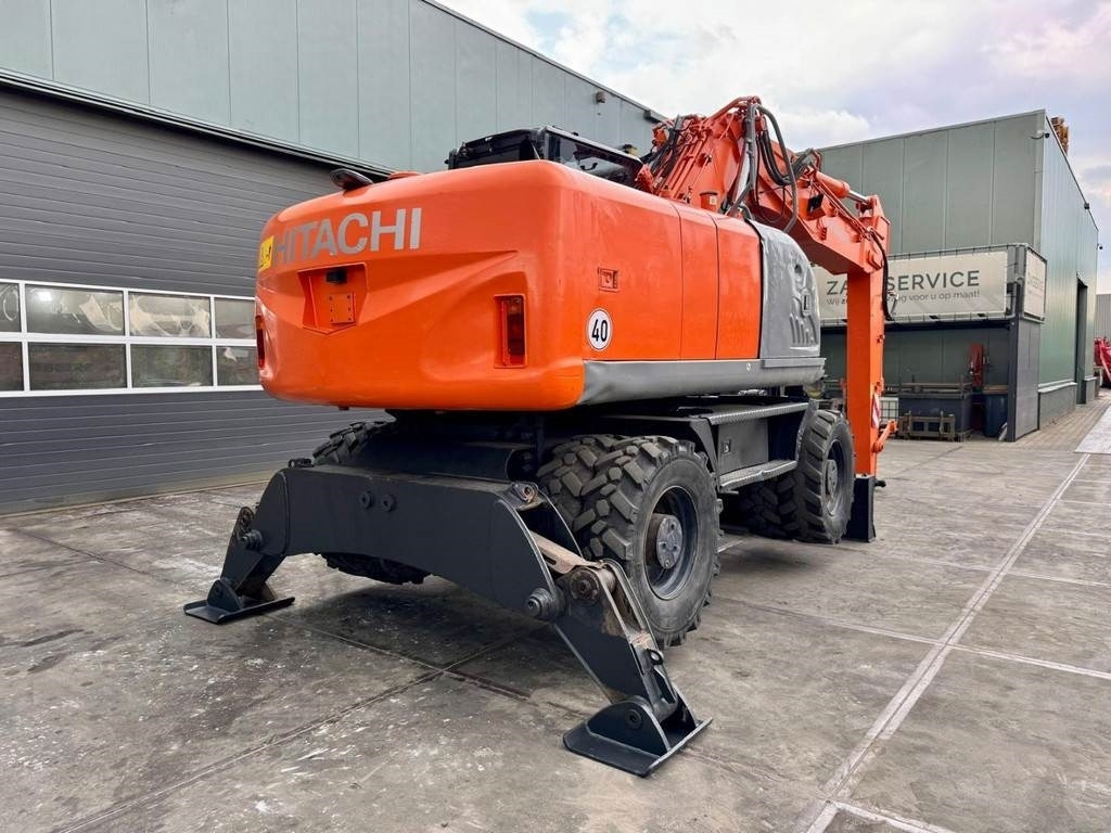 Hitachi ZX190W3 - Ratinis ekskavatorius: foto 4 Hitachi ZX190W3 - Ratinis ekskavatorius: foto 4