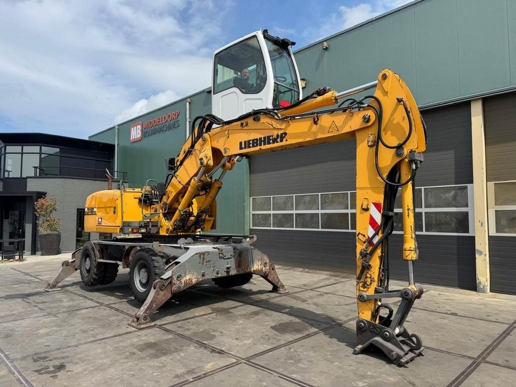 Liebherr A 316 - Ekskavatorius su ilga strėle: foto 5 Liebherr A 316 - Ekskavatorius su ilga strėle: foto 5