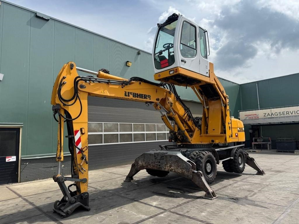 Liebherr A 316 - Ekskavatorius su ilga strėle: foto 2 Liebherr A 316 - Ekskavatorius su ilga strėle: foto 2