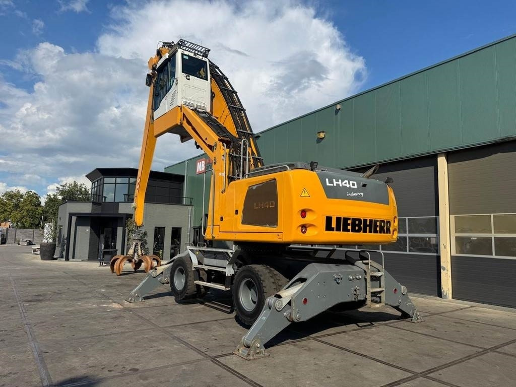 Liebherr LH 40 M - Ekskavatorius su ilga strėle: foto 3 Liebherr LH 40 M - Ekskavatorius su ilga strėle: foto 3