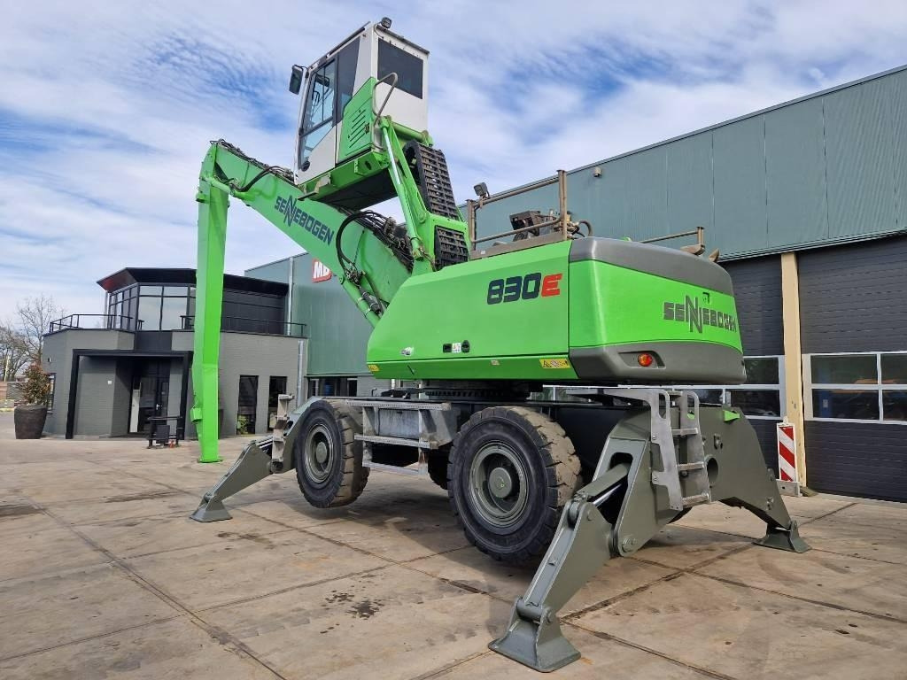 Sennebogen 830M E HD - Ekskavatorius su ilga strėle: foto 2 Sennebogen 830M E HD - Ekskavatorius su ilga strėle: foto 2