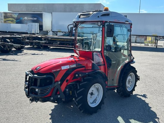 Antonio Carraro SRX 5800 TORA REDCAB, YANMAR; RADIO; KLIMA; RevGuide - Traktorius: foto 1 Antonio Carraro SRX 5800 TORA REDCAB, YANMAR; RADIO; KLIMA; RevGuide - Traktorius: foto 1