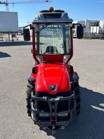 Antonio Carraro SRX 5800 TORA REDCAB, YANMAR; RADIO; KLIMA; RevGuide - Traktorius: foto 2 Antonio Carraro SRX 5800 TORA REDCAB, YANMAR; RADIO; KLIMA; RevGuide - Traktorius: foto 2