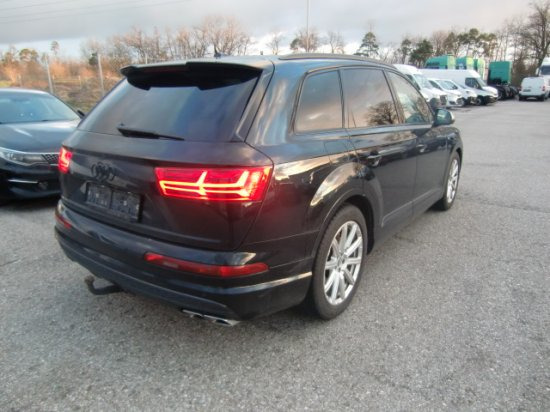 Audi SQ7 4,0 TDi V8 S Line Exportverkauf!!!! - Visureigis: foto 4 Audi SQ7 4,0 TDi V8 S Line Exportverkauf!!!! - Visureigis: foto 4