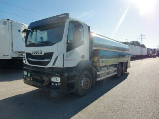 Iveco Stralis AD 260 SYS Milchtankwagen, Tankaufbau, ,Lenkachse + Liftachse, Retarder, 3 Kammern zu 5300l - Autocisterna: foto 1 Iveco Stralis AD 260 SYS Milchtankwagen, Tankaufbau, ,Lenkachse + Liftachse, Retarder, 3 Kammern zu 5300l - Autocisterna: foto 1