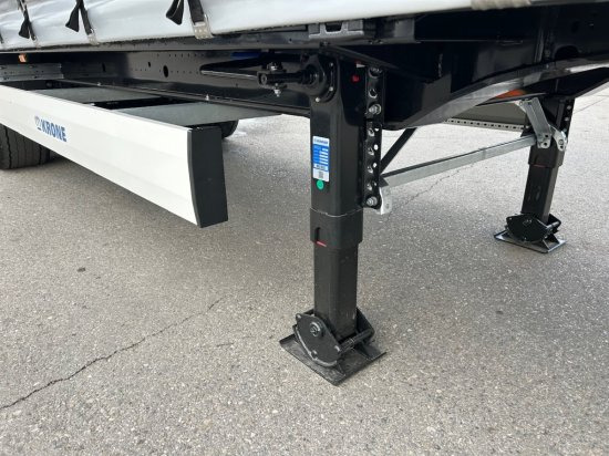 Nauja Tentinė puspriekabė Krone Mega SD, Edscha-Verdeck, Hubdach: foto 7 Nauja Tentinė puspriekabė Krone Mega SD, Edscha-Verdeck, Hubdach: foto 7