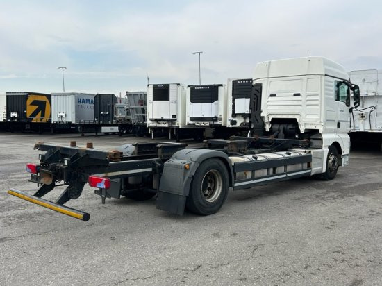 MAN TGX 18.460 XLX, 4x2, Euro 6, Standklima - Konteineris-vežimus/ Sukeisti kūną sunkvežimis: foto 4 MAN TGX 18.460 XLX, 4x2, Euro 6, Standklima - Konteineris-vežimus/ Sukeisti kūną sunkvežimis: foto 4