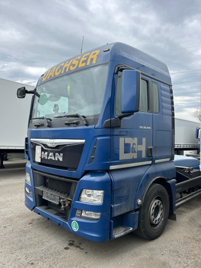 MAN TGX 26.440 XLX 6x2 Liftachse, Euro 6, Retarder, Motorschaden engine damage! - Konteineris-vežimus/ Sukeisti kūną sunkvežimis: foto 3 MAN TGX 26.440 XLX 6x2 Liftachse, Euro 6, Retarder, Motorschaden engine damage! - Konteineris-vežimus/ Sukeisti kūną sunkvežimis: foto 3