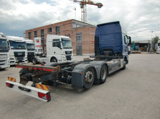 MAN TGX 26.440 XXL 6x2 Liftachse Euro 6 - Konteineris-vežimus/ Sukeisti kūną sunkvežimis: foto 4 MAN TGX 26.440 XXL 6x2 Liftachse Euro 6 - Konteineris-vežimus/ Sukeisti kūną sunkvežimis: foto 4