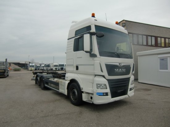 MAN TGX 26.460 XXL 6x2 Liftachse Euro 6 Unterfaltbühne - Konteineris-vežimus/ Sukeisti kūną sunkvežimis: foto 3 MAN TGX 26.460 XXL 6x2 Liftachse Euro 6 Unterfaltbühne - Konteineris-vežimus/ Sukeisti kūną sunkvežimis: foto 3