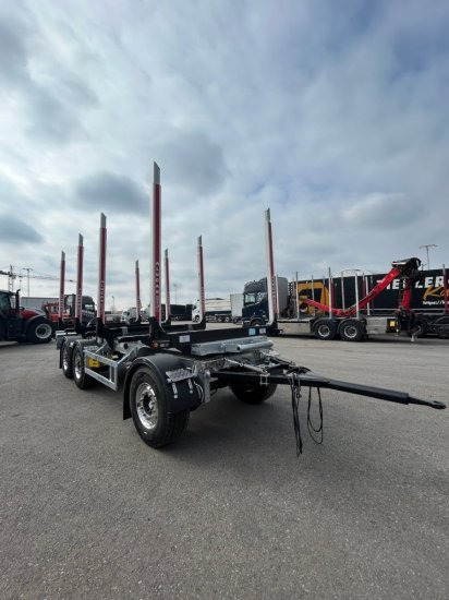 MF-CT, Holzanhänger, 3-Achsen, 4 Rungenpaare, - Miškovežio priekaba: foto 3 MF-CT, Holzanhänger, 3-Achsen, 4 Rungenpaare, - Miškovežio priekaba: foto 3