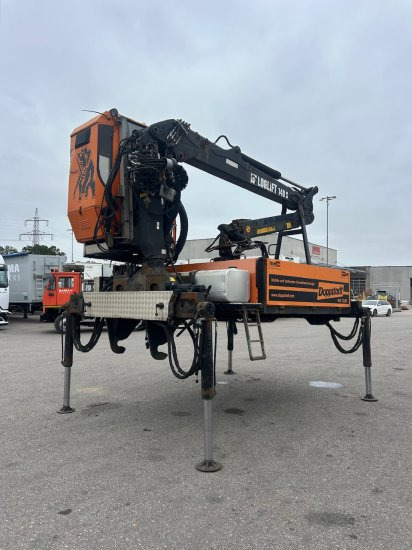 Plateau-Wechselpritsche mit Loglift 140S inkl. Rotator und Greifer - Bortinis kėbulas: foto 4 Plateau-Wechselpritsche mit Loglift 140S inkl. Rotator und Greifer - Bortinis kėbulas: foto 4
