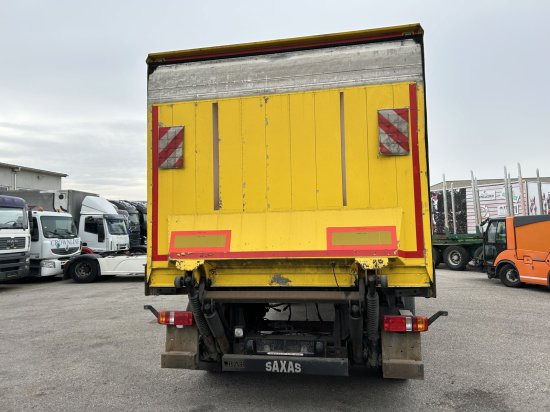 Saxas, Anhängewagen Kofferaufbau mit Hebebühne - Furgonas priekaba: foto 3 Saxas, Anhängewagen Kofferaufbau mit Hebebühne - Furgonas priekaba: foto 3