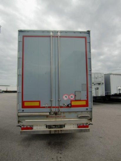 Schwarzmüller J Serie, Liftachse, Funk, SAF-Achsen - Su slankiojanciomis grindimis puspriekabė: foto 5 Schwarzmüller J Serie, Liftachse, Funk, SAF-Achsen - Su slankiojanciomis grindimis puspriekabė: foto 5