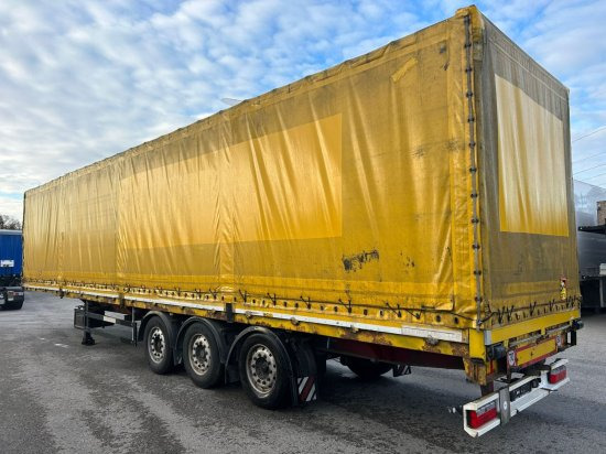 Schwarzmüller Spezialauflieger Schräglader, Coilmulde, Liftachse, Edscha-Verdeck, - Tentinė puspriekabė: foto 4 Schwarzmüller Spezialauflieger Schräglader, Coilmulde, Liftachse, Edscha-Verdeck, - Tentinė puspriekabė: foto 4