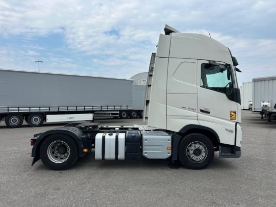 Volvo FH 500 EURO 6, I-Shift, Globetrotter, Standklima - Vilkikas: foto 4 Volvo FH 500 EURO 6, I-Shift, Globetrotter, Standklima - Vilkikas: foto 4