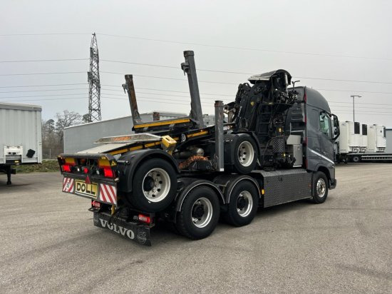 Volvo FH 16 650 6x4 Langholzzug + Doll M2K-9L Nachläufer mit Palfinger Epsilon S260C96, I-Shift, Retarder, - Miškovežis, Sunkvežimis su kranu: foto 5 Volvo FH 16 650 6x4 Langholzzug + Doll M2K-9L Nachläufer mit Palfinger Epsilon S260C96, I-Shift, Retarder, - Miškovežis, Sunkvežimis su kranu: foto 5