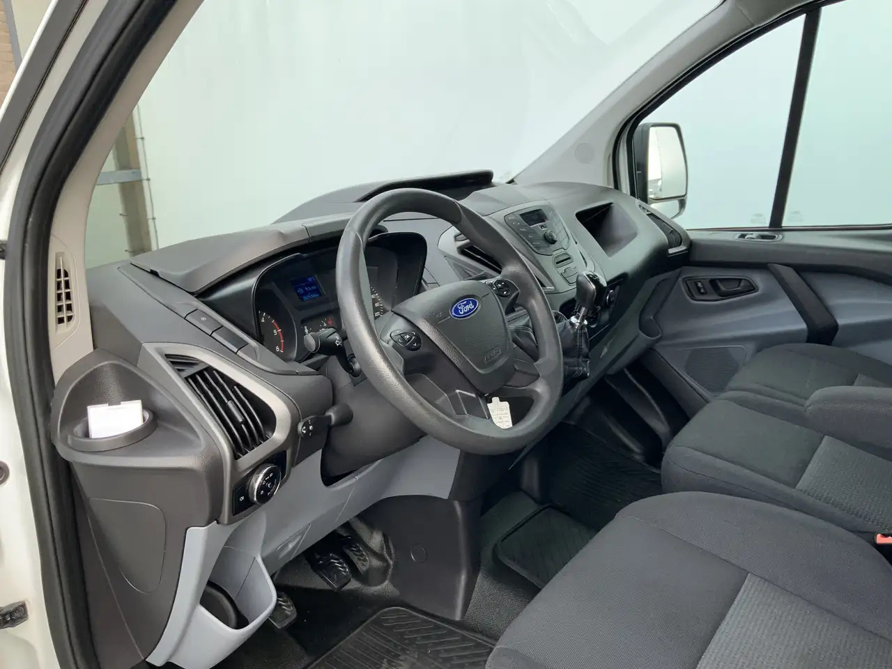 Ford Transit Custom 270 2.2 TDCI L1H1 Economy Edition Airco Cruise 3 Z - Krovininis mikroautobusas: foto 5 Ford Transit Custom 270 2.2 TDCI L1H1 Economy Edition Airco Cruise 3 Z - Krovininis mikroautobusas: foto 5